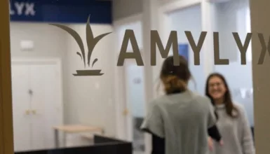 Amylyx retire Relyvrio du marché : un coup dur pour la communauté SLA